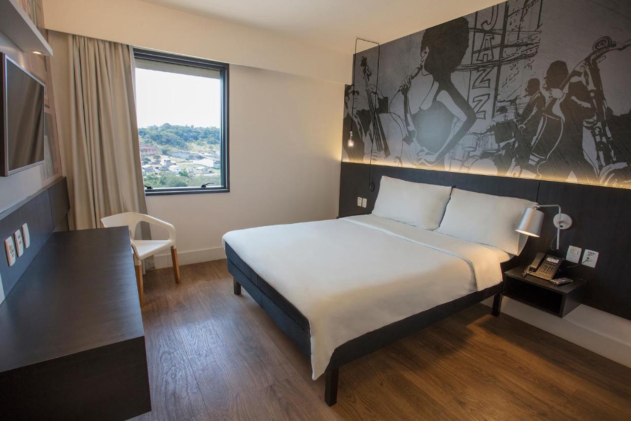 Ibis Styles Taubate Hotel Buitenkant foto